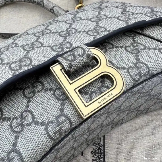 Hyper Peter HOURGLASS GUCCI X BALENCIAGA 0520
